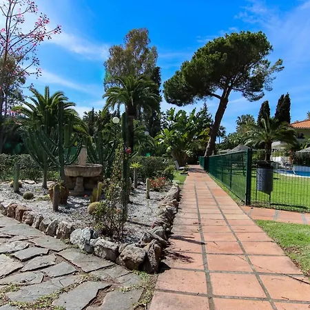 Oleholidays Fuentes Del Rodeo35 Junto Puerto Banus Marbella Zewnętrze zdjęcie
